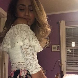 Meet your Posher, Alejandra